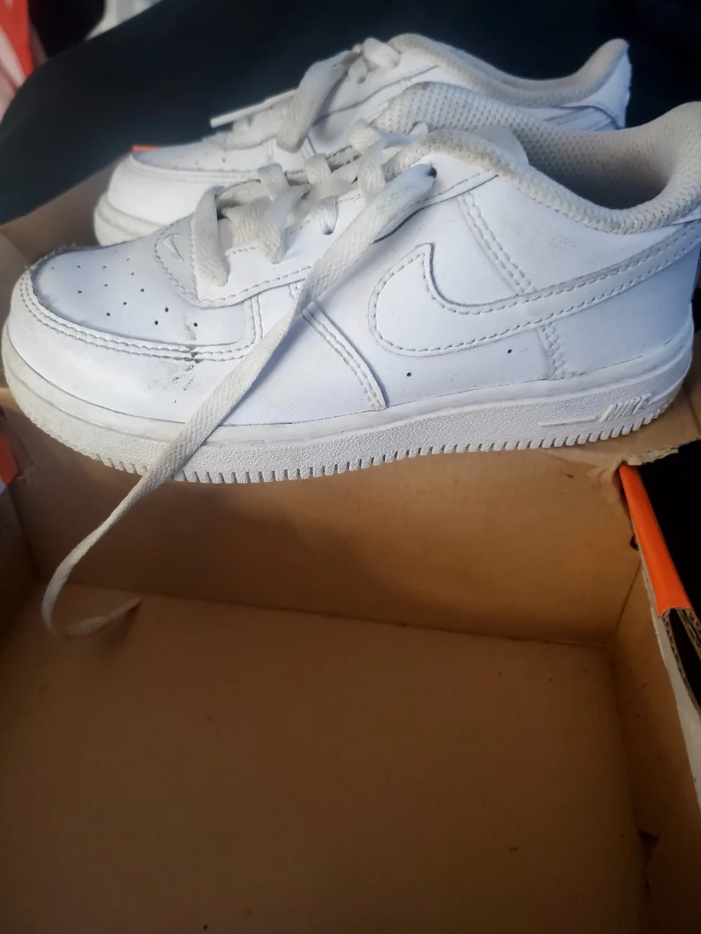 Toddlers White Sneakers - Classic Everyday Comfort